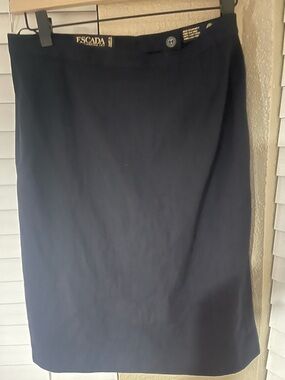 Vintage Escada Margaretha Ley Women's Black New Wool Pencil Skirt Sz EU40  US 10